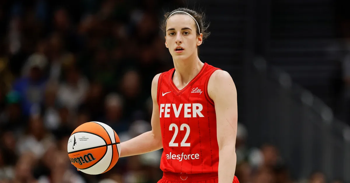 Caitlin Clark Mendominasi Pemungutan Suara Penggemar All-Star WNBA — Tetapi Pemain Memilihnya Kesembilan di Antara Penjaga