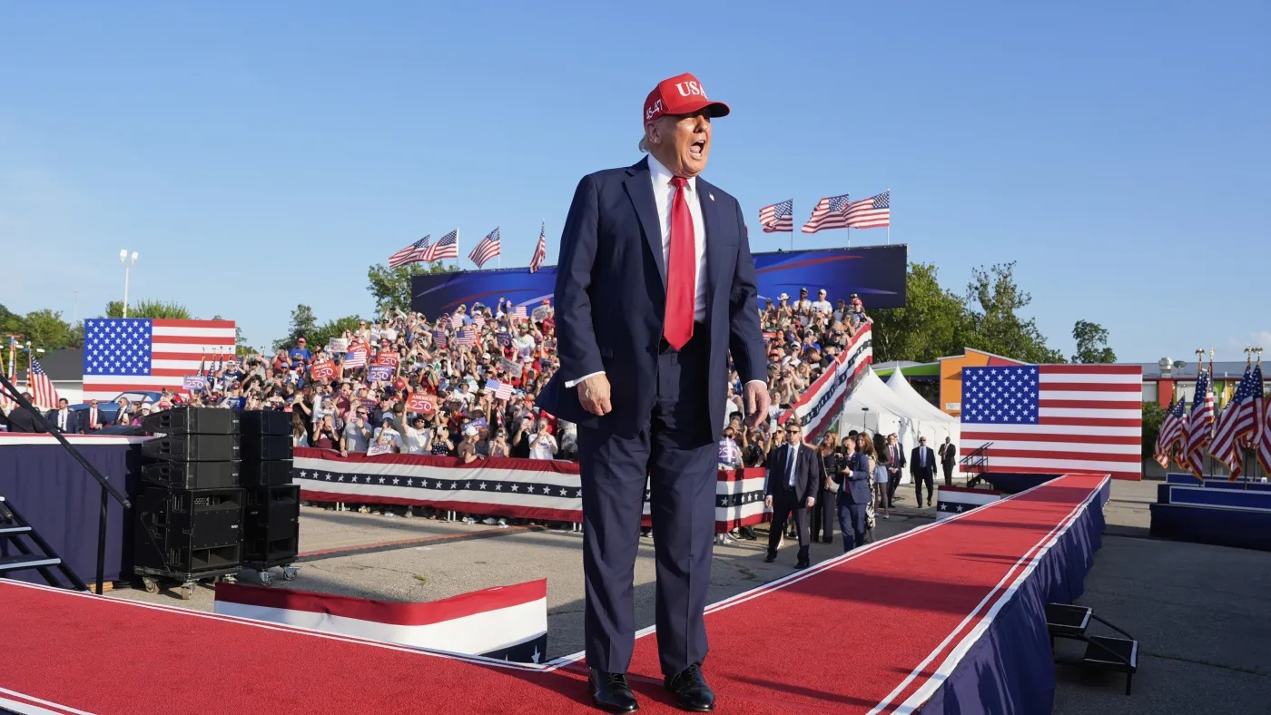 Presiden Trump Ingin Gelar Pertarungan UFC di Halaman Gedung Putih